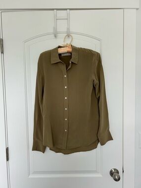 Everlane Silk Button Down Shirt in Olive